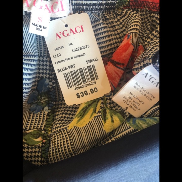 Navy and Floral Jumpsuit Size Small New With Tags - Picture 5 of 5